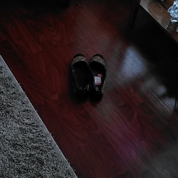 Coach flat - Picture 2 of 2